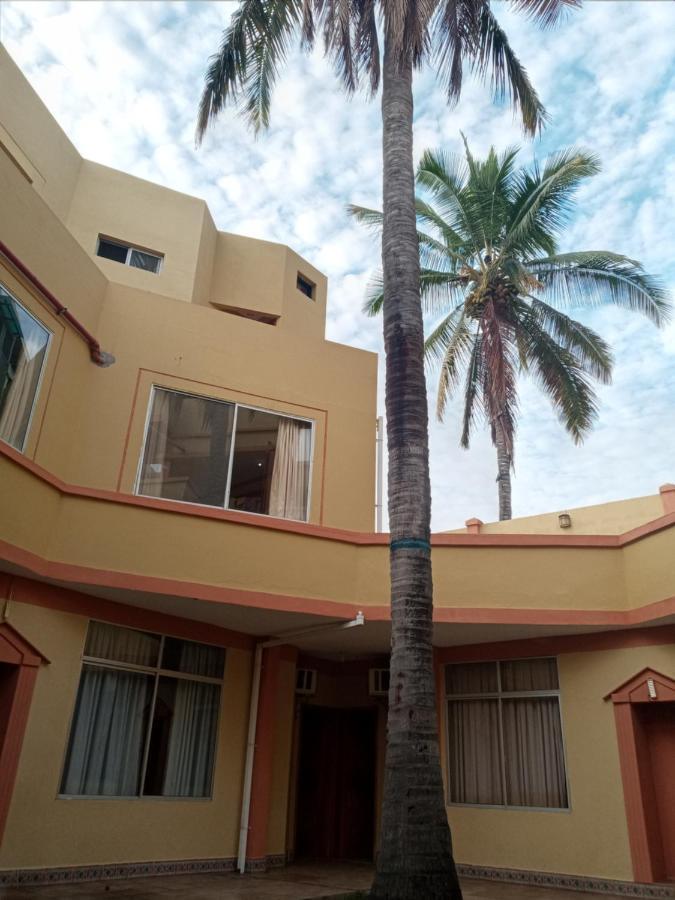 Hotel Palm Garden Galapagos Puerto Ayora  Exterior foto