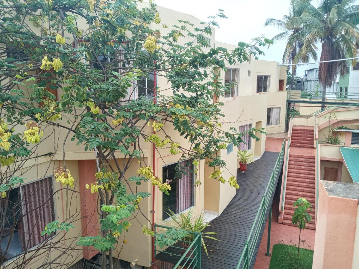 Hotel Palm Garden Galapagos Puerto Ayora  Exterior foto