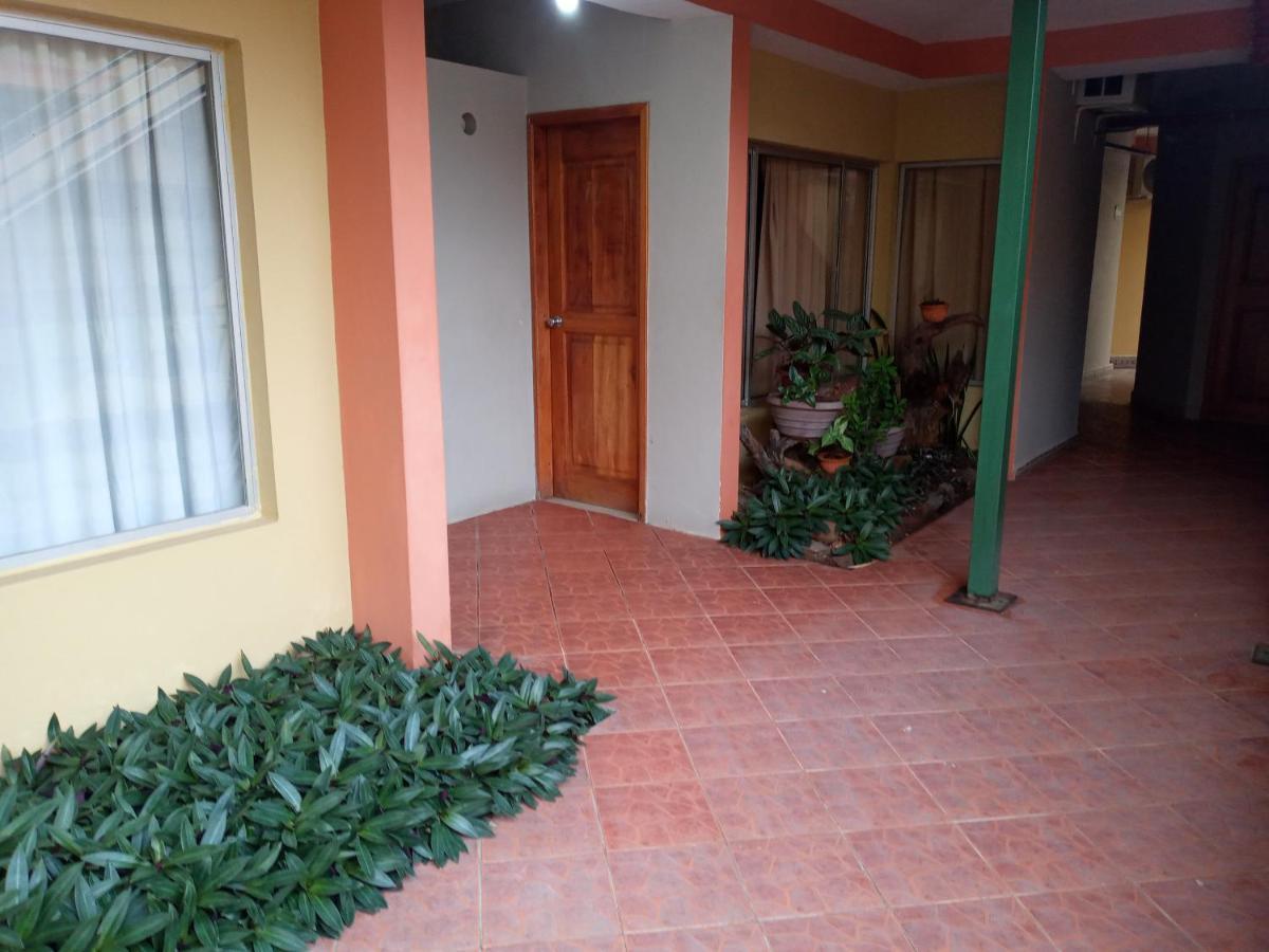 Hotel Palm Garden Galapagos Puerto Ayora  Exterior foto